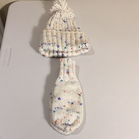 Hand Knit Child’s Winter Hat & Mittens Unisex Hand Crafted - Picture 13 of 13